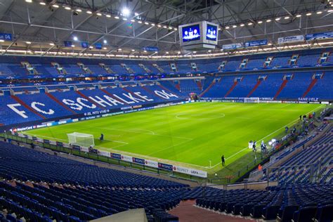 gelsenkirchen stadion kapazität